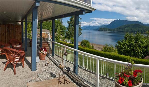 At The Shore Bed And Breakfast Sechelt Exterior foto