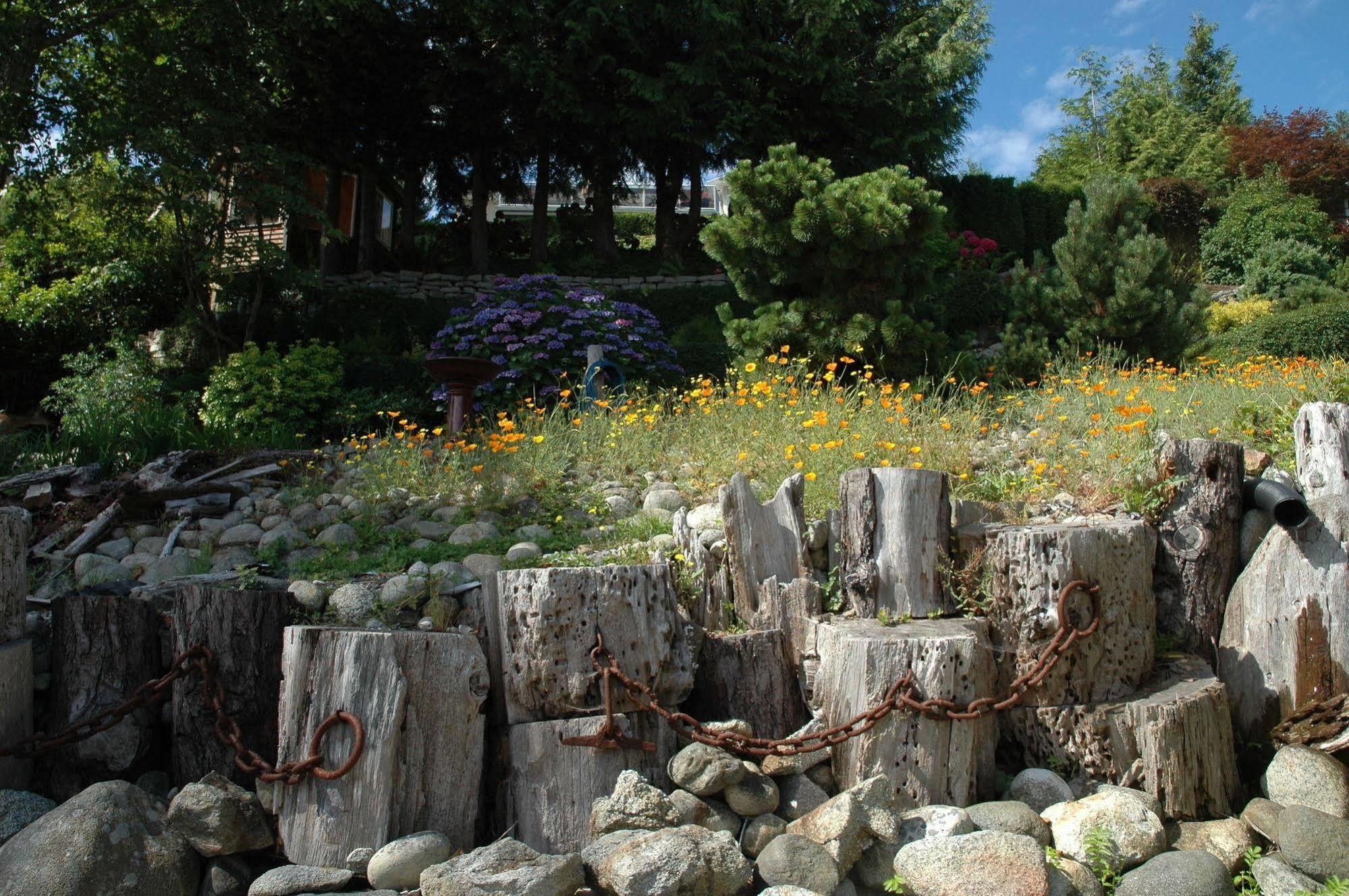 At The Shore Bed And Breakfast Sechelt Exterior foto